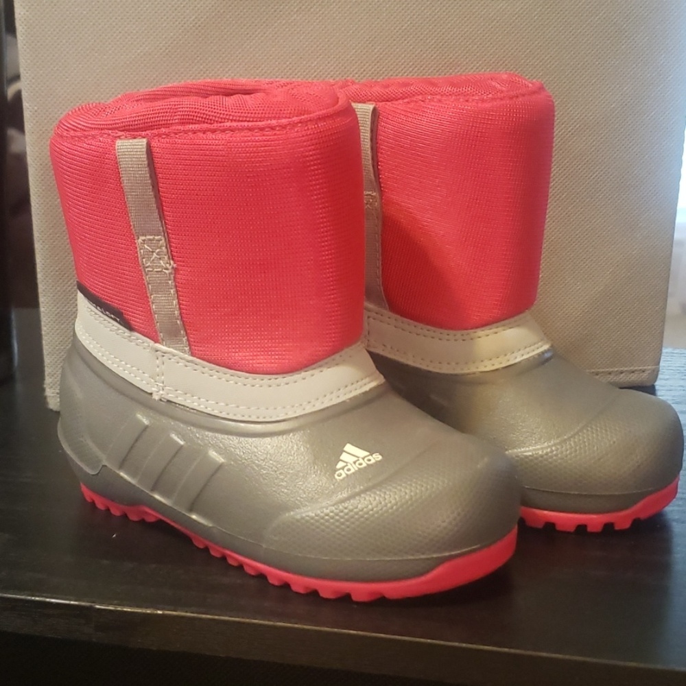 Adidas Snow boots